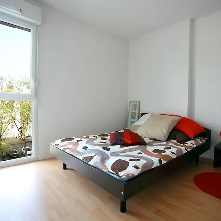 Suiteasy Einstein Ii Apart Otel